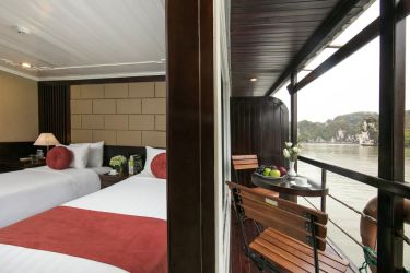 Double-Balcony
