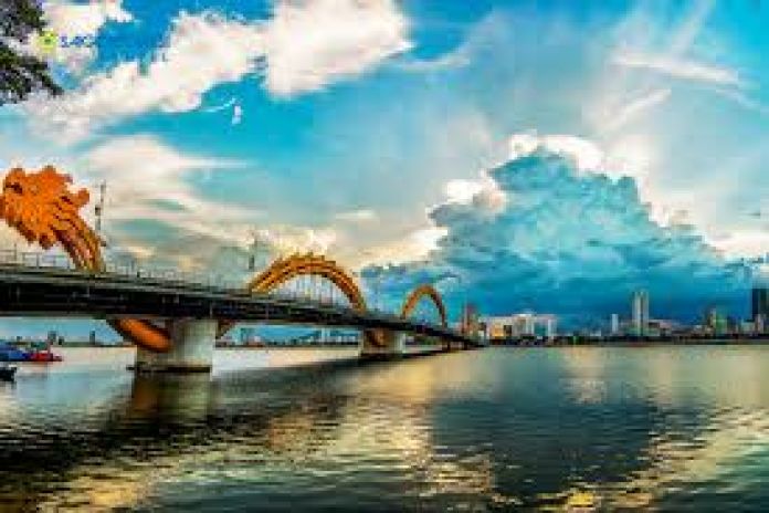 Hanoi – Halong Bay – Majestic Halong Cruise (L/D)