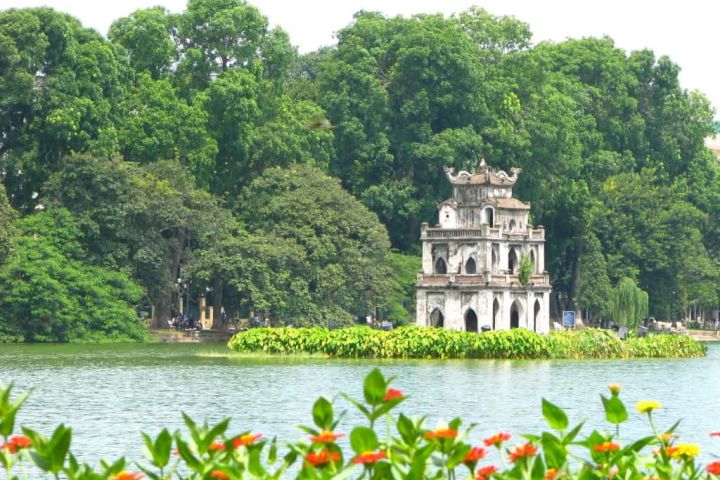 10 Days Exploring Vietnam Tour