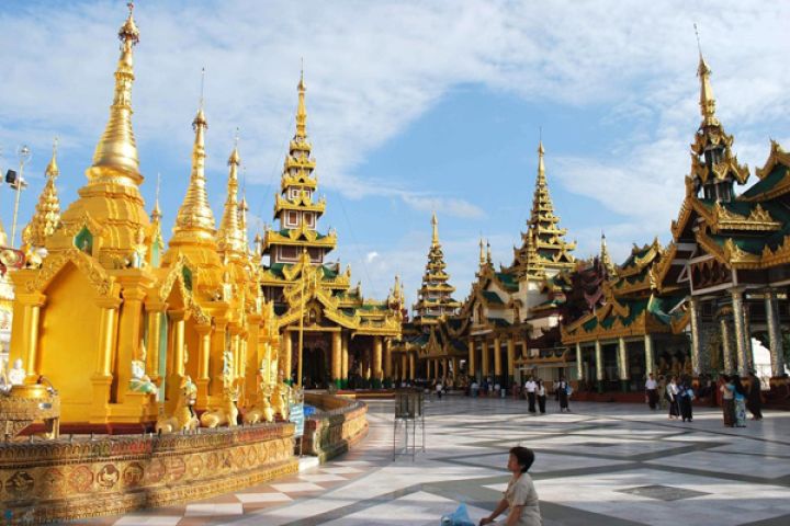 10 Days Highlight Laos Tour