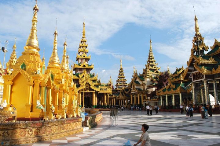 15 Day All Inclusive Guided Tour Of Indochina