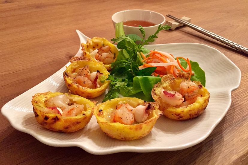 Manger Banh Khot Au Vietnam